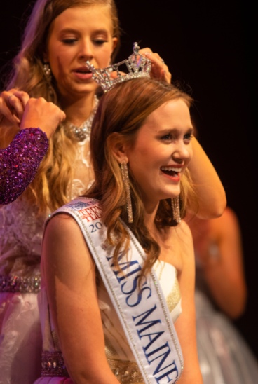 Jane Lippe, a 16-year-old Greeley High School junior was crowned Miss Maine's Outstanding Teen.
